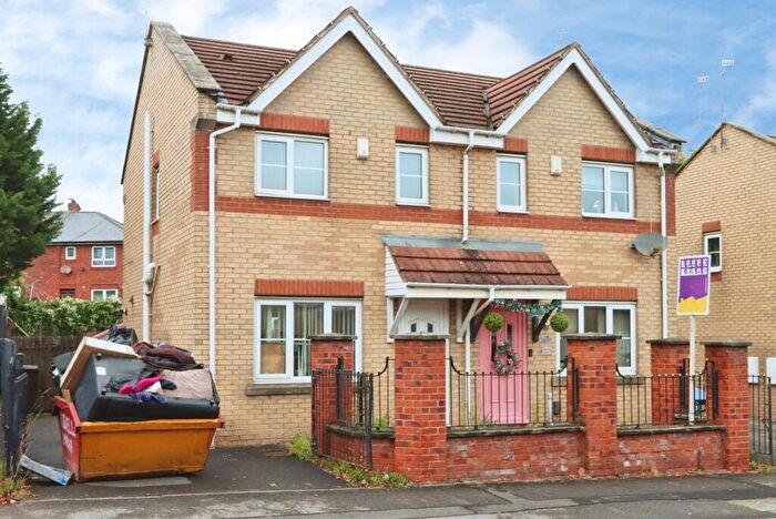 2 Bedroom Semi Detached House For Sale In Fretson Road South, Manor, Sheffield, S2