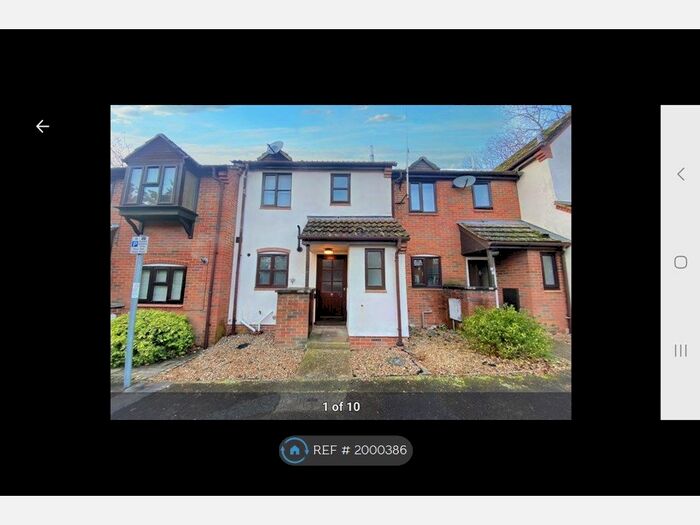 2 Bedroom Terraced House To Rent In Uxbridge, Uxbridge, UB8