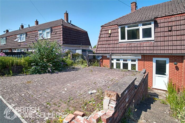3 Bedroom End Of Terrace House For Sale In Bourchier Gardens, Bristol, Somerset, BS13