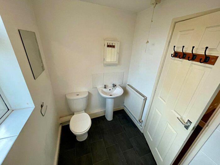 1 Bedroom Flat To Rent In Market Road, Doncaster, DN1