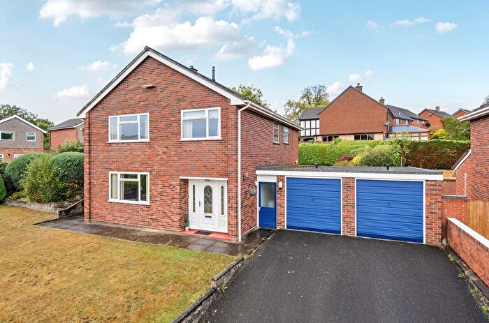4 Bedroom Detached House For Sale In Bryn Meadows, Newtown, Powys, SY16