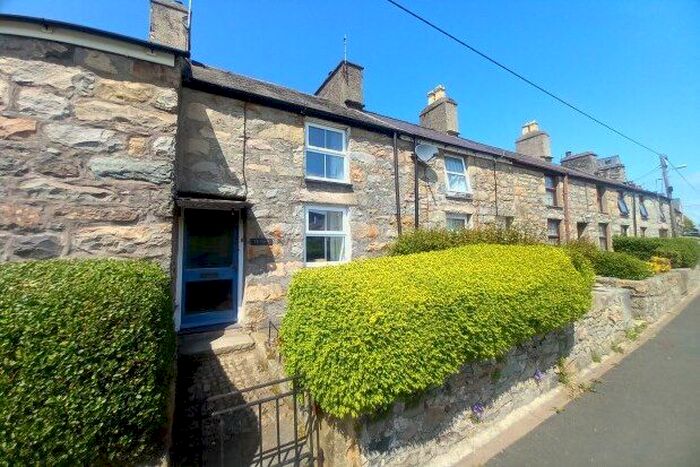 2 Bedroom Cottage To Rent In Croeshigol Terrace, Caernarfon, LL54