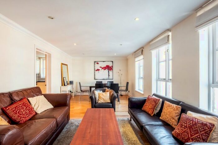 2 Bedroom Apartment To Rent In Folgate Street London, E1