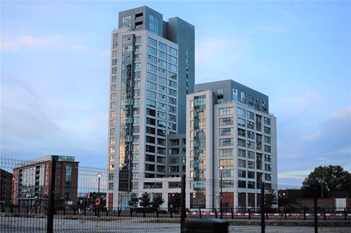 2 Bedroom Flat For Sale In William Jessop Way, Liverpool, Merseyside, L3