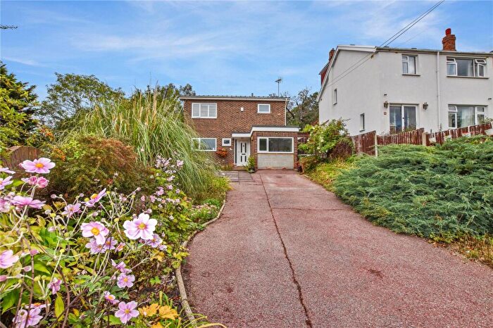 3 Bedroom Detached House For Sale In Shenstone Close, Dartford, DA1