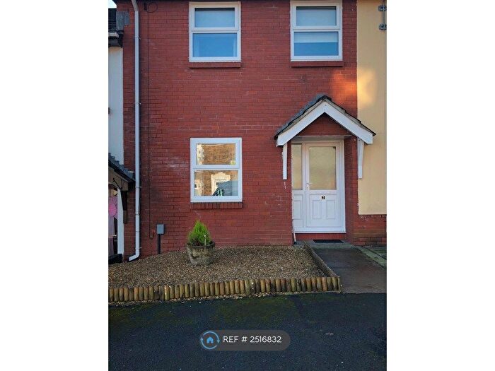 3 Bedroom Semi-Detached House To Rent In Lime Tree Grove, Swansea, SA6