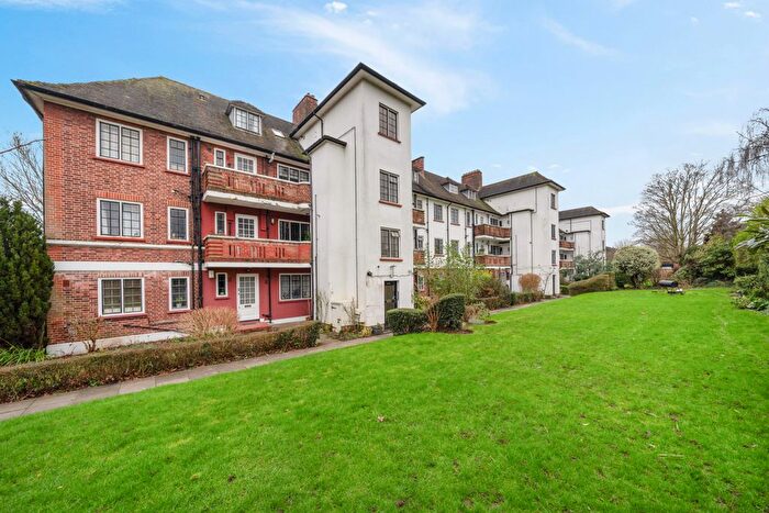 1 Bedroom Flat To Rent In A Widecombe Court, Lyttleton Road, East Finchley, London, N2