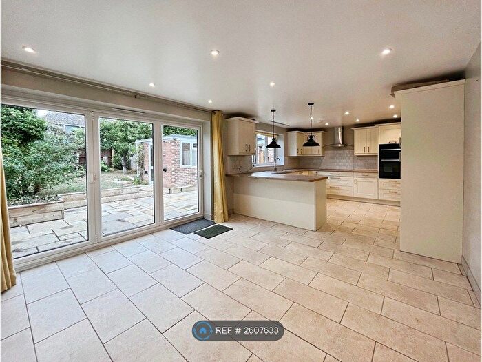 4 Bedroom Semi-Detached House To Rent In Hillfield Road, Comberton, Cambridge, CB23