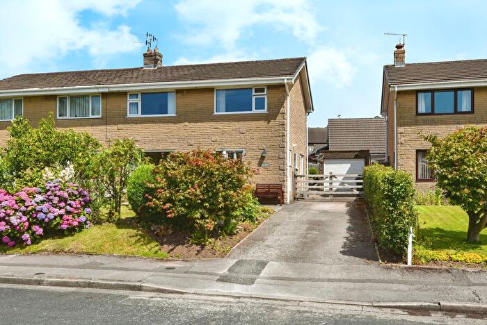 4 Bedroom Semi-Detached House For Sale In Meadowfield, Halton, Lancaster, Lancashire, LA2