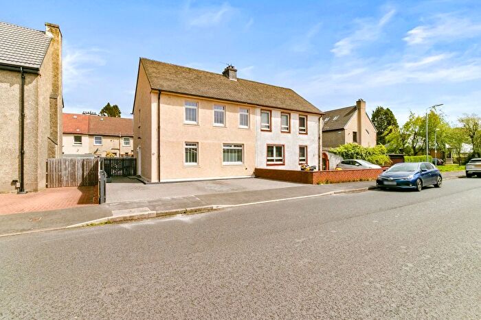 4 Bedroom Semi-Detached House For Sale In Kilpatrick View, Dumbarton, G82