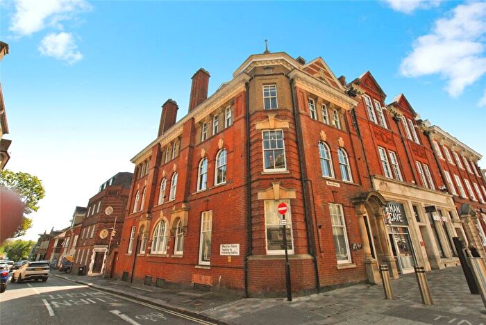 1 Bedroom Apartment To Rent In High Street, Chelmsford, Essex, CM1