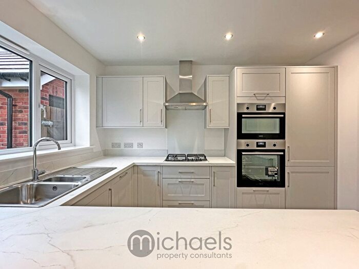 4 Bedroom Detached House For Sale In Brood Chase, Fordham Heath, Colchester, CO3