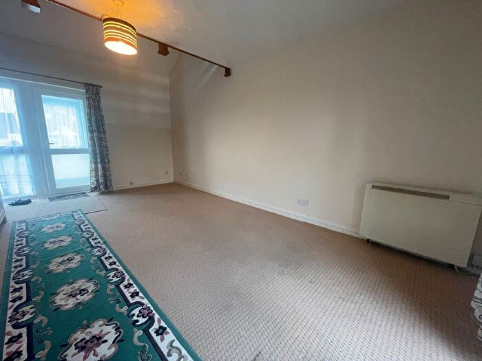 1 Bedroom Property To Rent In Rosparc, Truro, TR2