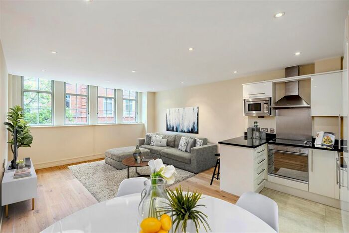 2 Bedroom Flat To Rent In Romney House, Marsham Street, Westminster, SW1P