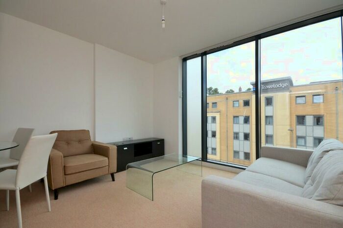 1 Bedroom Apartment To Rent In Canons Way, Bristol, BS1
