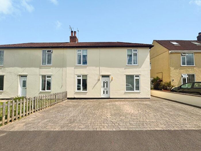 3 Bedroom Semi-Detached House For Sale In Myrtle Avenue, Warminster, BA12