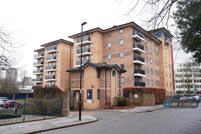 2 Bedroom Flat To Rent In Tavistock Road, Croydon, CR0