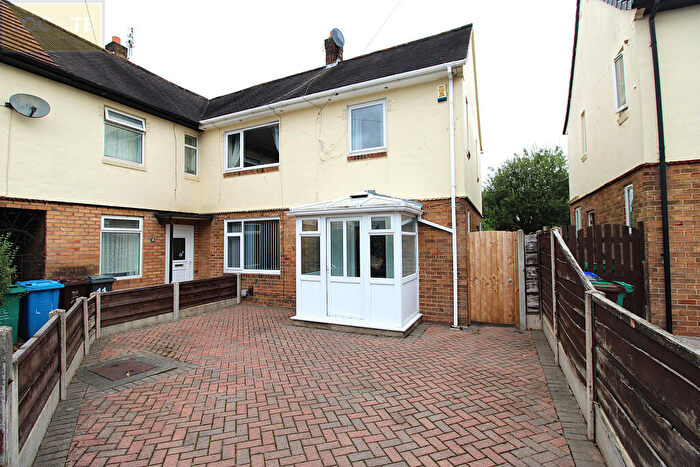 3 Bedroom Semi-Detached House For Sale In Shepton Drive, Wythenshawe, M23