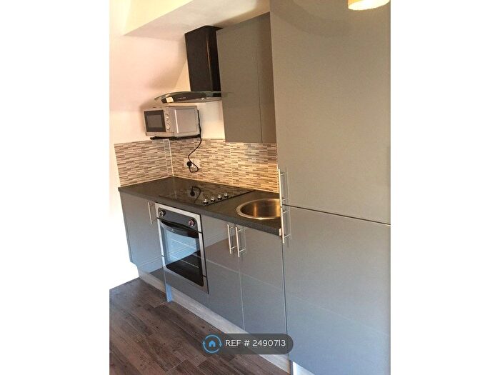 Studio To Rent In Longford Road, Coventry, CV6