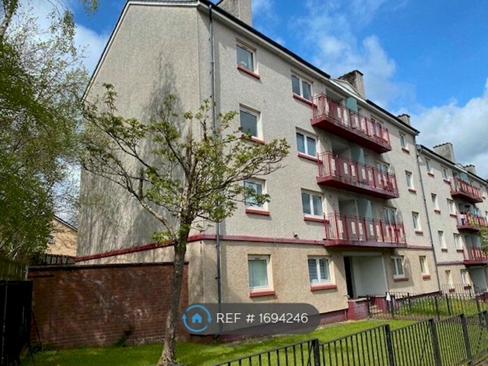 2 Bedroom Flat To Rent In Castlemilk Drive, Glasgow, G45