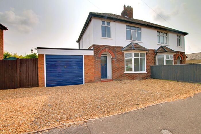 3 Bedroom Semi-Detached House To Rent In Robingoodfellows Lane, March, PE15