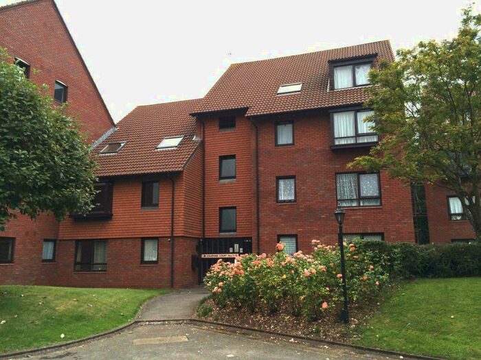 1 Bedroom Flat To Rent In Marina Gardens, Fishponds, Bristol, BS16