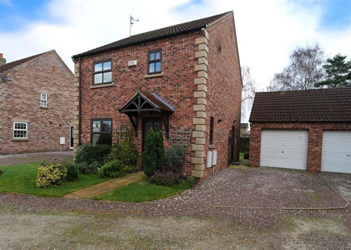 3 Bedroom Detached House For Sale In Blakeys Crossing Howden, DN14