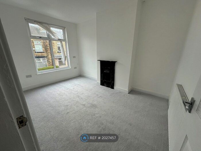 3 Bedroom Terraced House To Rent In Parson Cross Road, Sheffield, S6