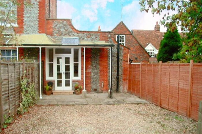 1 Bedroom Apartment For Sale In Mill Lane, Benson, OX10