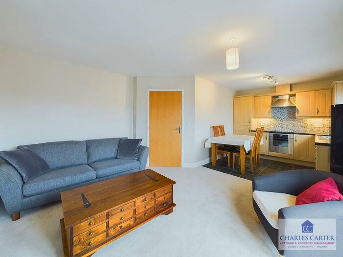 2 Bedroom Flat To Rent In Dunlin Terrace, Pilgrove Way, Cheltenham, GL51