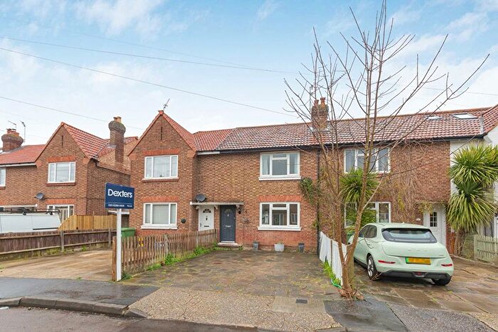 2 Bedroom Terraced House To Rent In Mead Road, Ham, Richmond, TW10