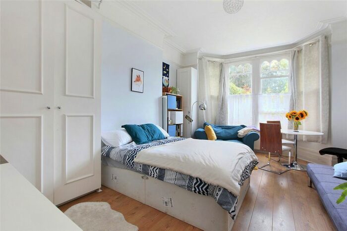 1 Bedroom Studio To Rent In Rodenhurst Road, Clapham, London, SW4