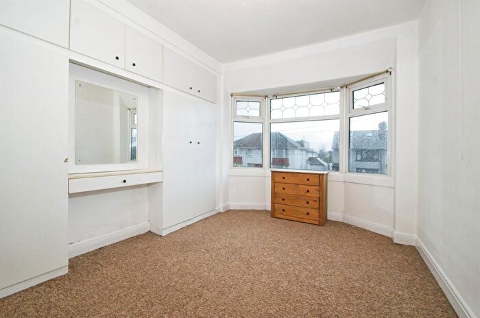 3 Bedroom Terraced House For Sale In Caerphilly Road, Birchgrove, Cardiff, CF14