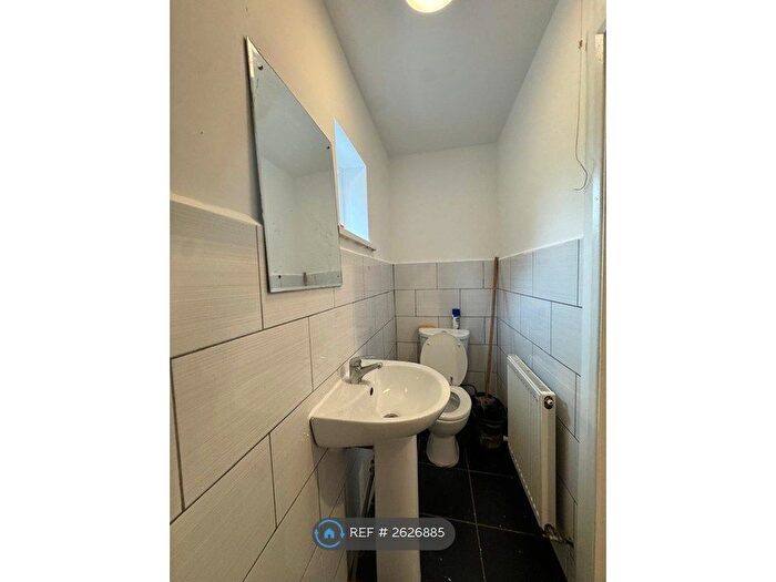 1 Bedroom Flat To Rent In High Road Leytonstone, London, E11