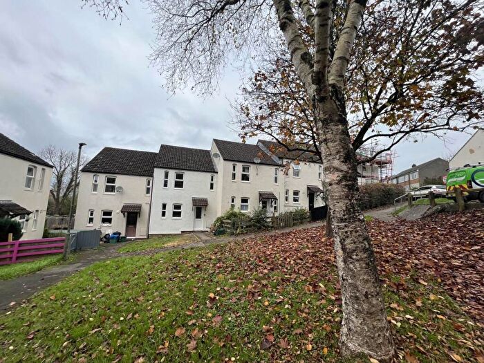 3 Bedroom House To Rent In Lillington Road, Radstock, BA3