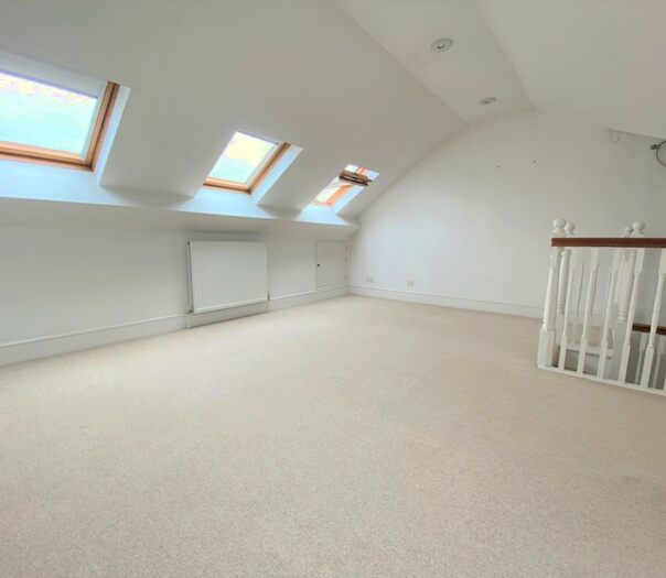 2 Bedroom Apartment To Rent In Blackwater Street, East Dulwich, London, SE22