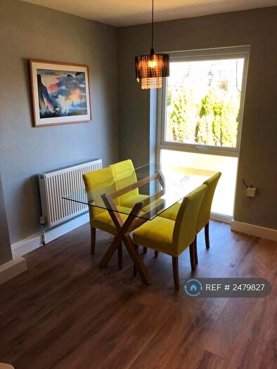 1 Bedroom Maisonette To Rent In Chasewood, Manchester, M19