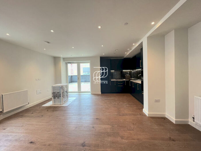 1 Bedroom Flat To Rent In Clarendon, London, N8