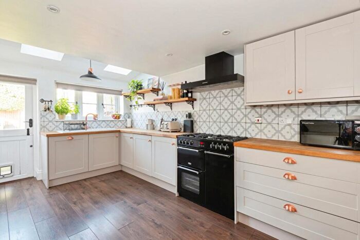 2 Bedroom Semi-Detached House For Sale In Middle Road, Leatherhead, Surrey, KT22