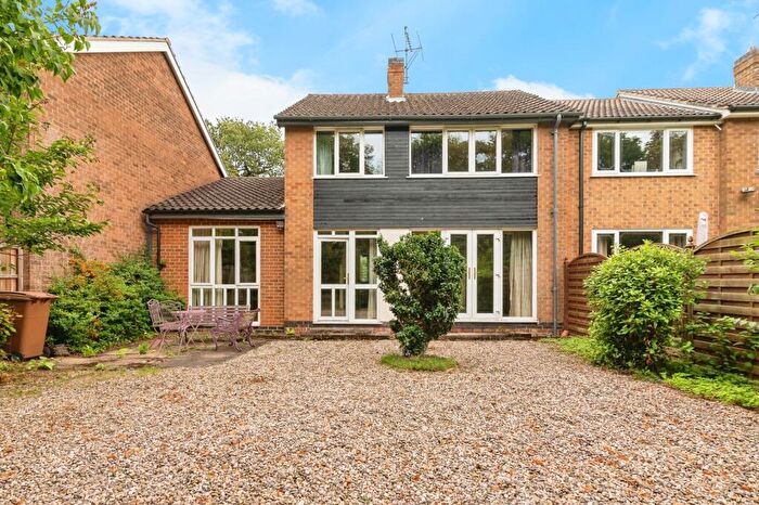 3 Bedroom Detached House For Sale In Main Road, Wilford, Nottinghamshire, NG11