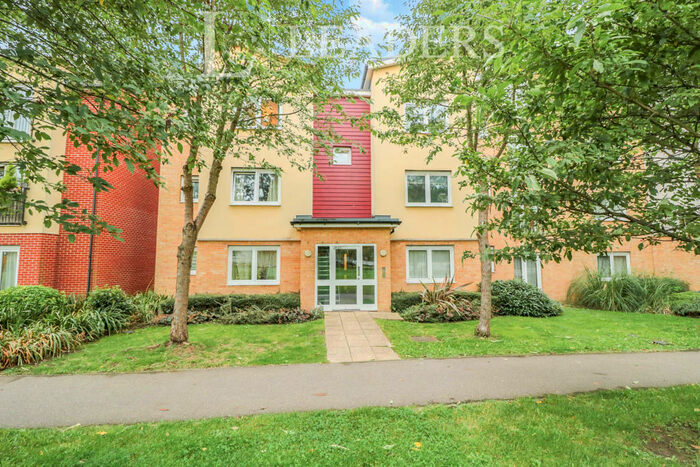 1 Bedroom Flat To Rent In Newstead Way, CM20