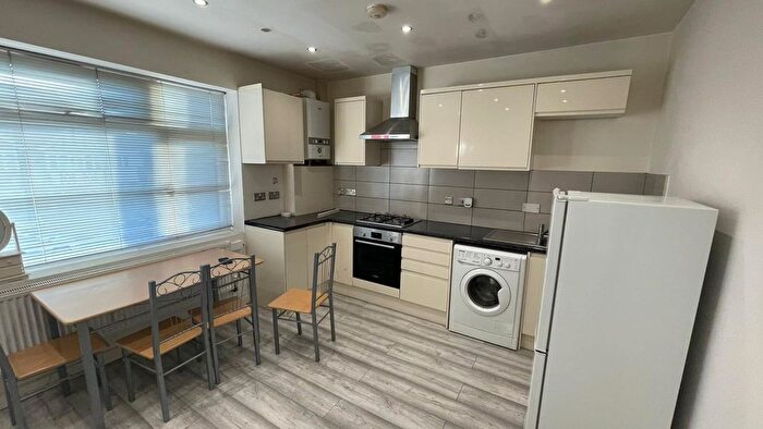 1 Bedroom Flat To Rent In Kenton Road, Harrow, Greater London, HA3