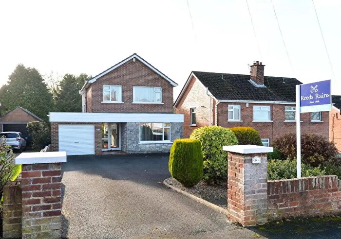 3 Bedroom Detached House For Sale In Gilnahirk Crescent, Belfast, BT5