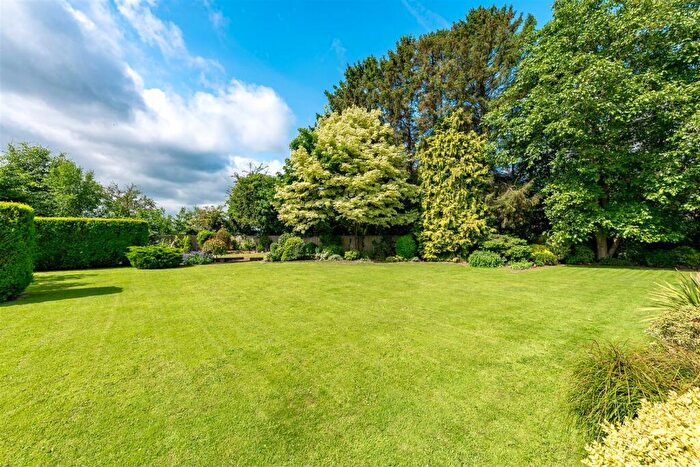3 Bedroom Bungalow For Sale In Overton Road, Bangor-On-Dee., LL13