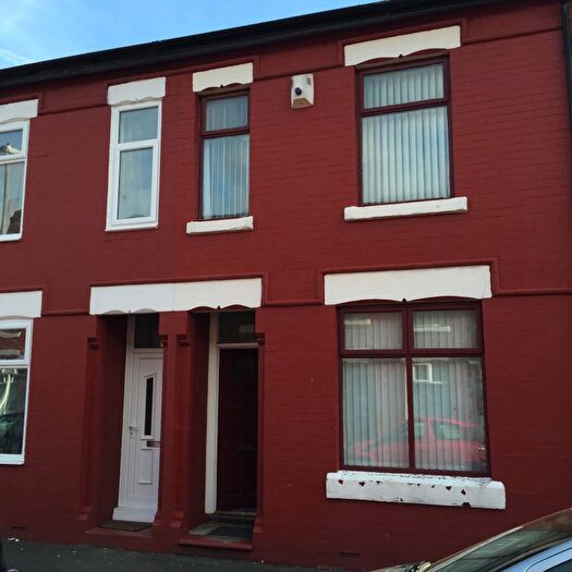 4 Bedroom Terraced House To Rent In Denham Street, Manchester, M13