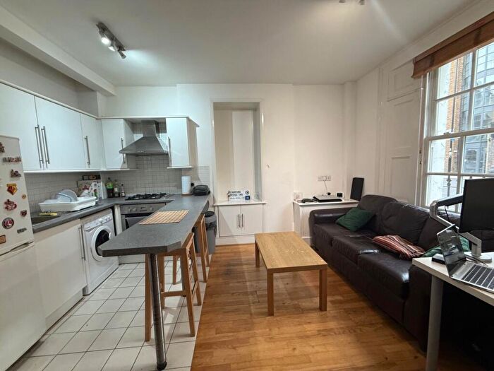 1 Bedroom Flat To Rent In Caledonian Road, London, N1