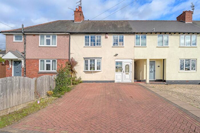 3 Bedroom Terraced House For Sale In Rufford Road, Stourbridge, DY9