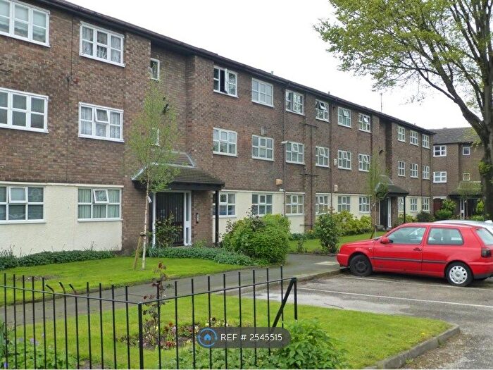 3 Bedroom Flat To Rent In Halidon Court, Bootle, L20