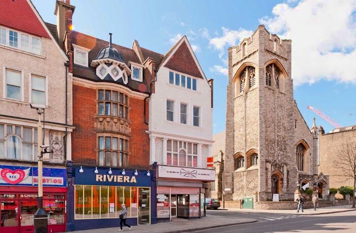 2 Bedroom Flat To Rent In High Street, London, W3