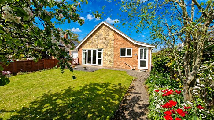 3 Bedroom Detached Bungalow For Sale In The Avenue, Carlby, Stamford, PE9
